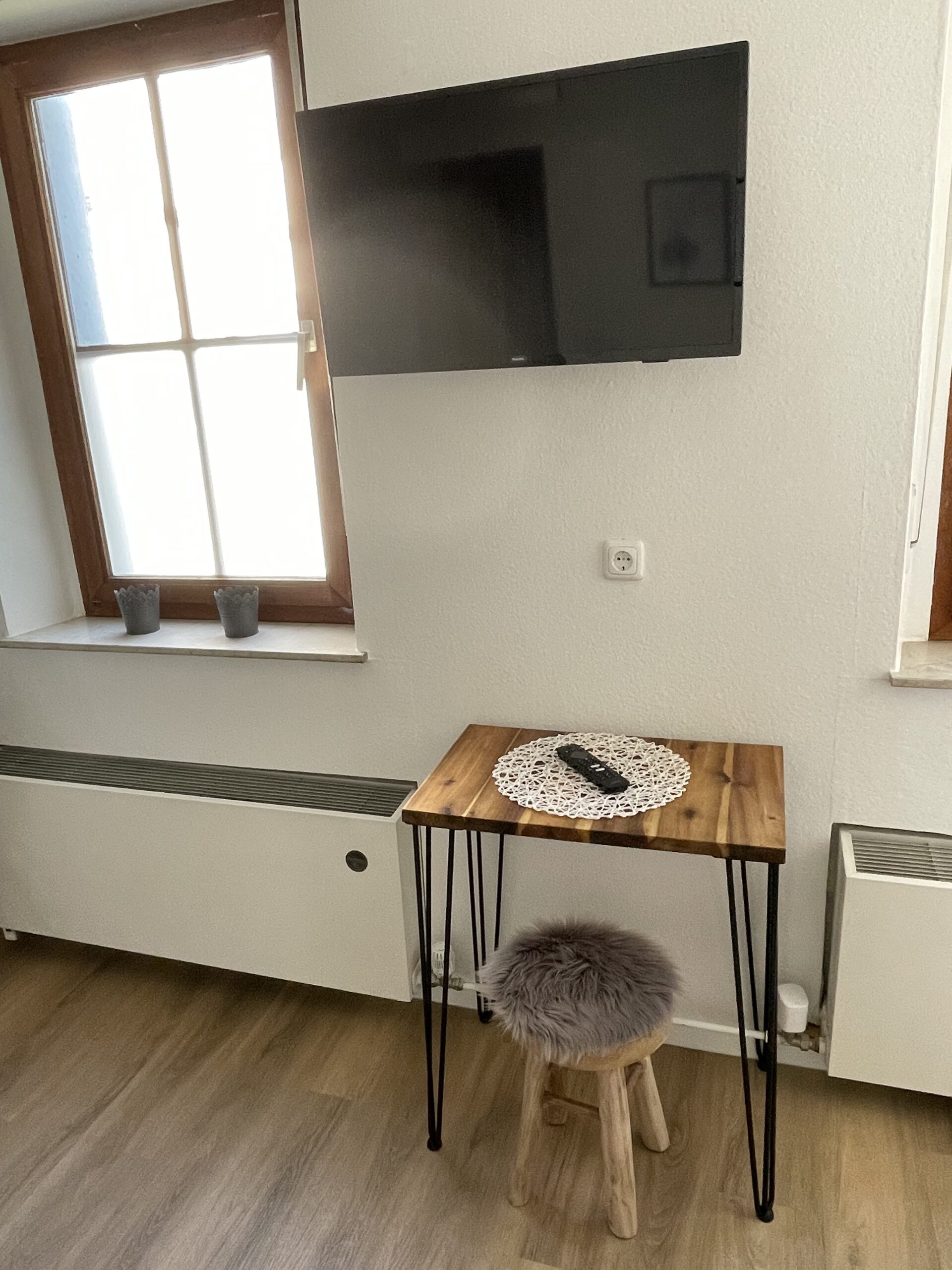TV
